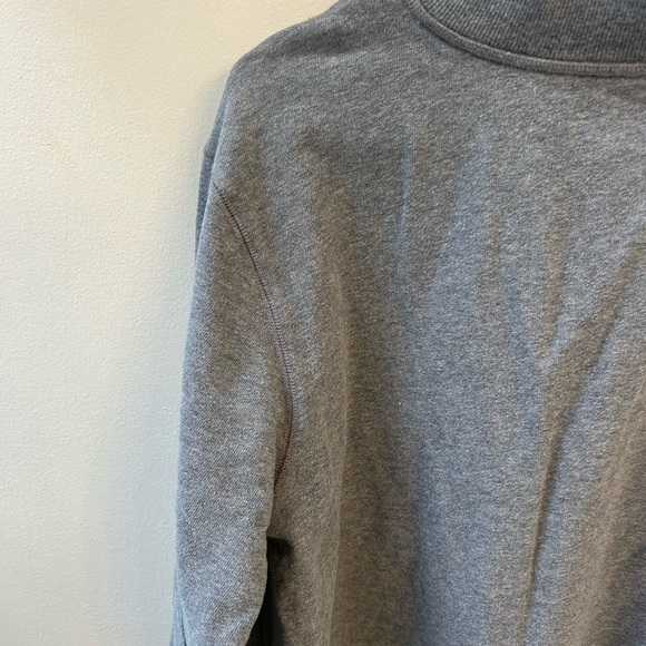 Men's size large grey vineyard vines 1/4 zip neck cotton sweatshirt - Picture 8 of 10